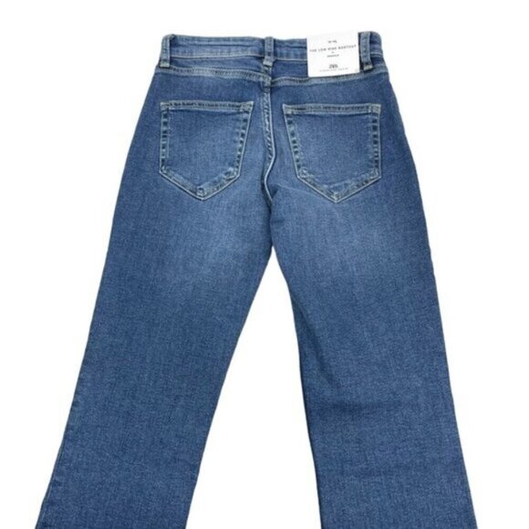 Zara Womens The Low Rise Bootcut Jean Size 0 Slim Fit - Picture 6 of 8